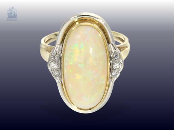 Ring: hochwertiger vintage Goldschmiedering mit großem Opal und Brillantbesatz - Foto 1