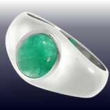 Ring: massiver vintage Bandring mit Smaragd, solide Goldschmiedearbeit - photo 1