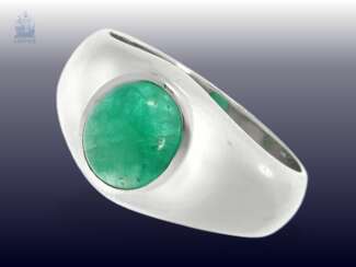 Ring: massiver vintage Bandring mit Smaragd, solide Goldschmiedearbeit