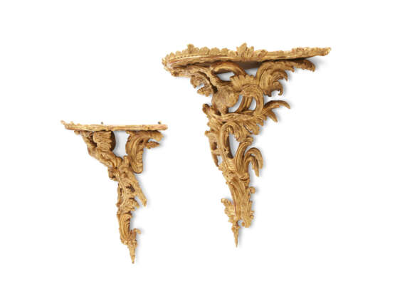 A PAIR OF GEORGE III STYLE GILTWOOD WALL BRACKETS - Foto 4