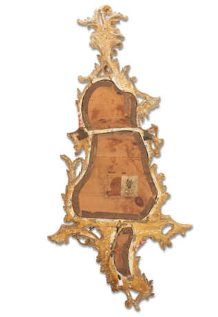 A PAIR OF GEORGE II GILTWOOD AND GESSO TWO-LIGHT GIRANDOLES - photo 6