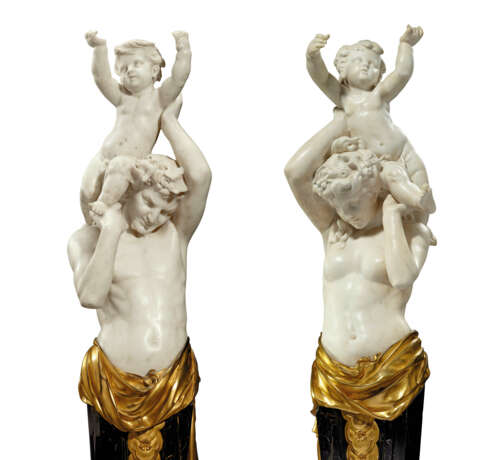 A MONUMENTAL PAIR OF AMERICAN ORMOLU-MOUNTED WHITE AND PORTOR MARBLE TORCHERES - фото 3