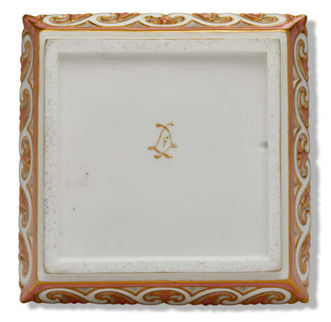 A SEVRES PORCELAIN PINK-GROUND RETICULATED TRAY (PLATEAU CARRE A JOUR, 3EME GRANDEUR) - фото 2