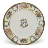 A SEVRES PORCELAIN PLATE FROM THE SERVICE MADE FOR MADAME DU BARRY (ASSIETTE UNIE) - photo 1