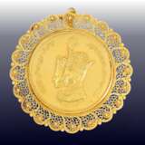 Anhänger: interessanter, vintage Medaillen-Anhänger aus 900er Gold, feine Handarbeit "Kaiser Mohammed Reza Pahlevi", 60er Jahre - photo 2