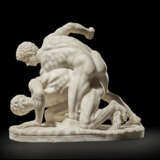 A WHITE MARBLE GROUP OF THE WRESTLERS - Foto 2