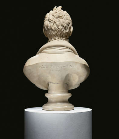 A WHITE MARBLE BUST OF A MAN - Foto 3