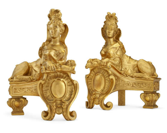 A PAIR OF FRENCH ORMOLU FIGURAL CHENETS - photo 1