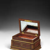 A GERMAN BRASS-MOUNTED MAHOGANY AMARANTH AND PARQUETRY BOX - photo 2