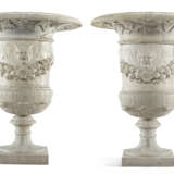 A PAIR OF WHITE MARBLE URNS - photo 9