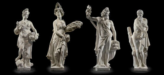 A GROUP OF FOUR MARBLE FIGURES OF THE FOUR SEASONS - Foto 1
