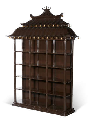 A CHINESE STYLE GOLD-PAINTED AND BROWN-LAQUERED PAGODA-FORM BOOKCASE - фото 4