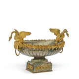 A FRENCH ORMOLU-MOUNTED MARBLE CENTERPIECE - photo 1