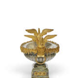 A FRENCH ORMOLU-MOUNTED MARBLE CENTERPIECE - photo 5