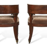 A MATCHED SET OF THIRTEEN REGENCY MAHOGANY DINING CHAIRS - photo 5