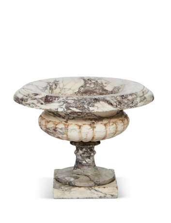 A PAIR OF FRENCH BRECHE VIOLETTE MARBLE URNS - фото 2