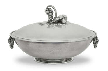 A DANISH SILVER VEGETABLE TUREEN AND COVER, NO. 408E