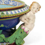 A MASSIVE MINTON MAJOLICA COBALT-BLUE AND TURQUOISE-GROUND CISTERN AND LINER - фото 5