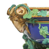 A MASSIVE MINTON MAJOLICA COBALT-BLUE AND TURQUOISE-GROUND CISTERN AND LINER - photo 6