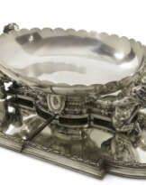 A LARGE FRENCH ELECTROPLATED CENTERPIECE AND PLATEAU