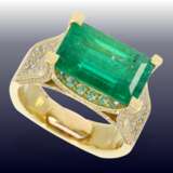 Ring: exklusiver, ehemals sehr teurer Smaragd/Brillant-Goldschmiedering, Einzelanfertigung aus 18K Gold, Smaragd ca. 6ct - photo 2