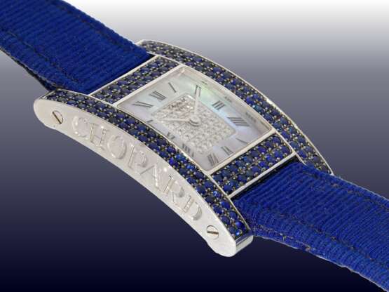 Armbanduhr: luxuriöse und sehr seltene Chopard Damenuhr Ref.13/6818-23 mit Diamant- und Saphirbesatz, Chopard "Your Hour Ladies" von 2001 mit Originalzertifikat - фото 3