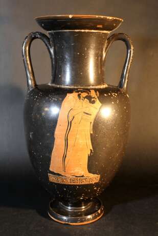 A large Greek anphora vase in Attic manner - фото 2