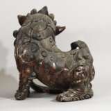 A pair of Chinese wooden Fo Lions - фото 3