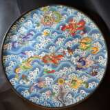 Large Asian cloisone plate with multicoloured enamel decorated with dragons - Foto 1