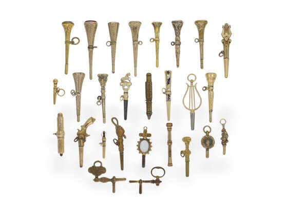 Uhrenschlüssel: feines Konvolut seltener Spindeluhrenschlüssel, ca. 1800-2000 - photo 1