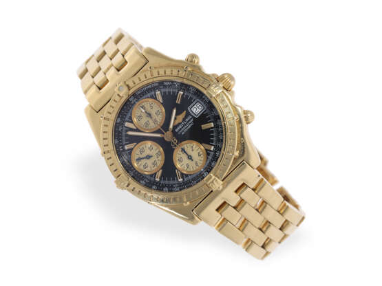 Armbanduhr: Breitling-Rarität, Chronomat K13050.1 in 18K Vollgold, mit Box und Papieren - фото 2