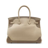 A LIMITED EDITION ARGILE & ÉTOUPE SWIFT LEATHER GHILLIES BIRKIN 35 WITH PALLADIUM HARDWARE - фото 3