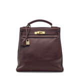 A HAVANE CLÉMENCE LEATHER KELLY ADO 28 WITH GOLD HARDWARE - Foto 1