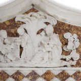 A GEORGE II SPANISH BROCATELLE AND WHITE STATUARY MARBLE CHIMNEYPIECE - Foto 2