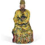 A CHINESE EXPORT POLYCHROME-DECORATED NODDING HEAD FIGURE - фото 1