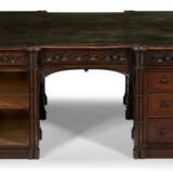 A GOTHIC OAK LIBRARY TABLE - photo 6