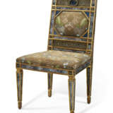 A PAIR OF SOUTH ITALIAN GILT-LEAD AND REVERSE-PAINTED GLASS-MOUNTED GILTWOOD CHAIRS - Foto 7