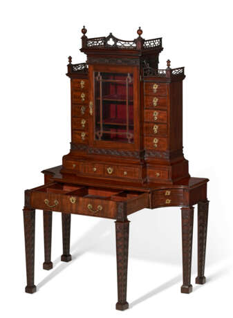 A GEORGE III MAHOGANY SECRETAIRE CABINET-ON-STAND, AFTER A DESIGN BY THOMAS CHIPPENDALE - photo 5