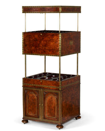 A GEORGE IV BRASS-INLAID BROWN OAK DECANTER CABINET - photo 11