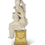 A PAIR OF FRENCH TERRACOTTA CHINOISERIE FIGURES ON ORMOLU BASES - фото 6