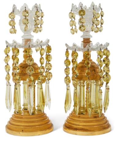 A PAIR OF GEORGE III ORMOLU-MOUNTED COLORLESS AND COLORED GLASS `TEMPLE` CANDLESTICKS - фото 1
