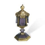 A GERMAN GILT COPPER-MOUNTED AGATE PYX OR RELIQUARY - фото 1