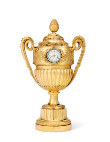 A GEORGE III ORMOLU, SILVER AND PASTE-SET VASE TIMEPIECE TABLE CLOCK - фото 1