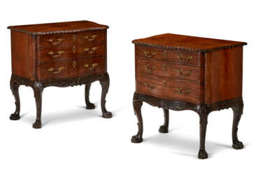 A PAIR OF GEORGE II MAHOGANY SERPENTINE COMMODES