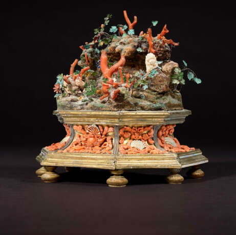 A PAIR OF CORAL, GILT-COPPER AND PAINTED-METAL AND CORK `FANTASTIC GARDENS` - photo 9