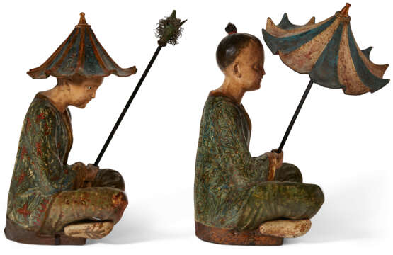 A PAIR OF REGENCY POLYCHROME-JAPANNED PAPIER-MACHE CHINESE FIGURES - Foto 2