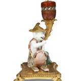 A FRENCH ORMOLU-MOUNTED CHINESE PORCELAIN AND LACQUER POTPOURRI - photo 2