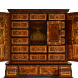 A SOUTH GERMAN BRASS-MOUNTED EBONIZED, BURR BIRCH, FRUITWOOD AND MARQUETRY BUREAU CABINET - photo 6