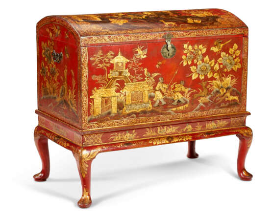 A GEORGE II SCARLET, GILT AND POLYCHROME-JAPANNED COFFER-ON-STAND - photo 1