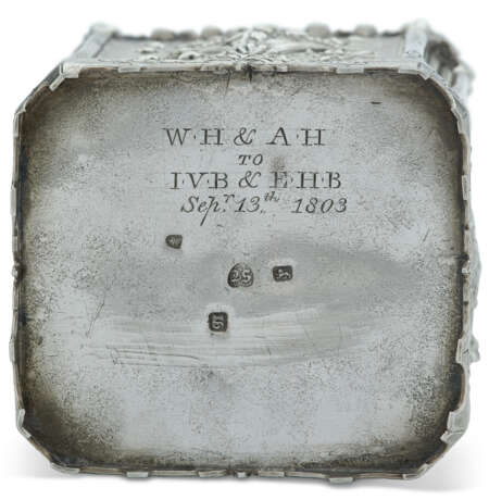 A SUITE OF GEORGE III SILVER MATCHING TEA CADDIES - photo 3